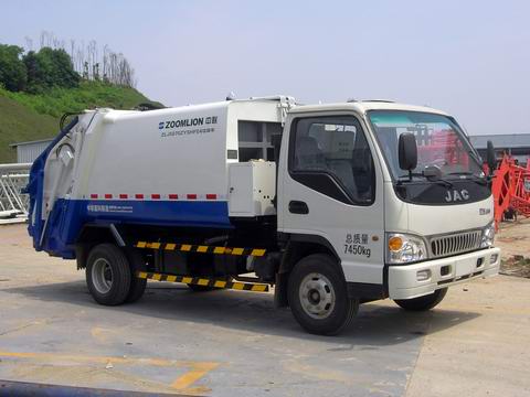 中联牌ZLJ5070ZYSHFE4型压缩式垃圾车