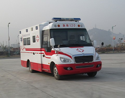 东风牌EQ5080XJHT型监护型救护车
