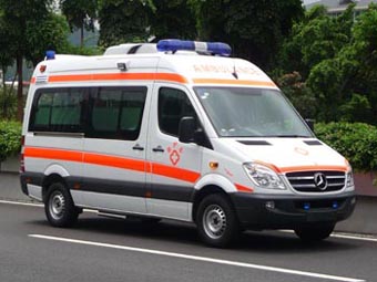 广客牌GTZ5040XJH-3H型救护车