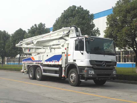 中联牌ZLJ5290THBB型混凝土泵车