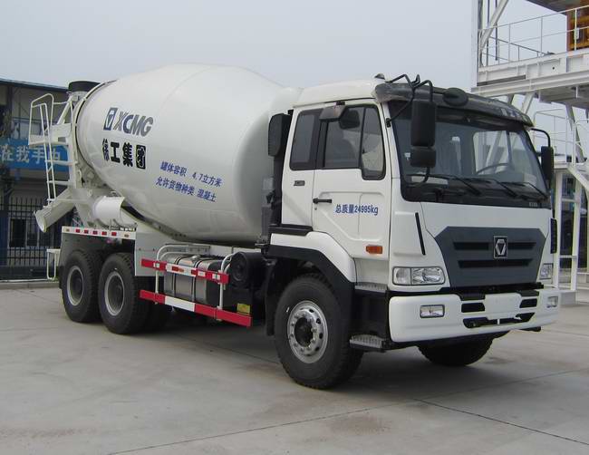 徐工牌XZJ5250GJBA7型混凝土搅拌运输车