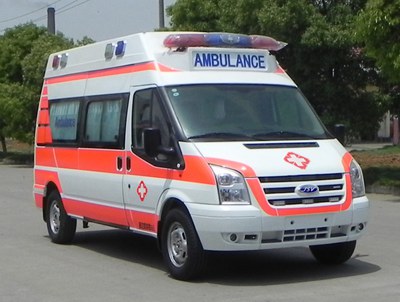 江铃牌JX5049XJHMDJ型救护车
