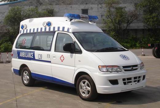 东风牌LZ5020XJHAQ7EN型救护车
