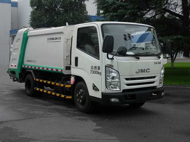 中联牌ZLJ5071ZYSJXE4型压缩式垃圾车